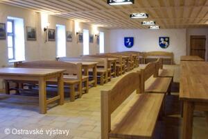 Slezskoostravský hrad, Malý sál, kamna