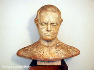 Vražné, busta J. G. Mendela
